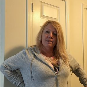 Meet your Posher, Christy